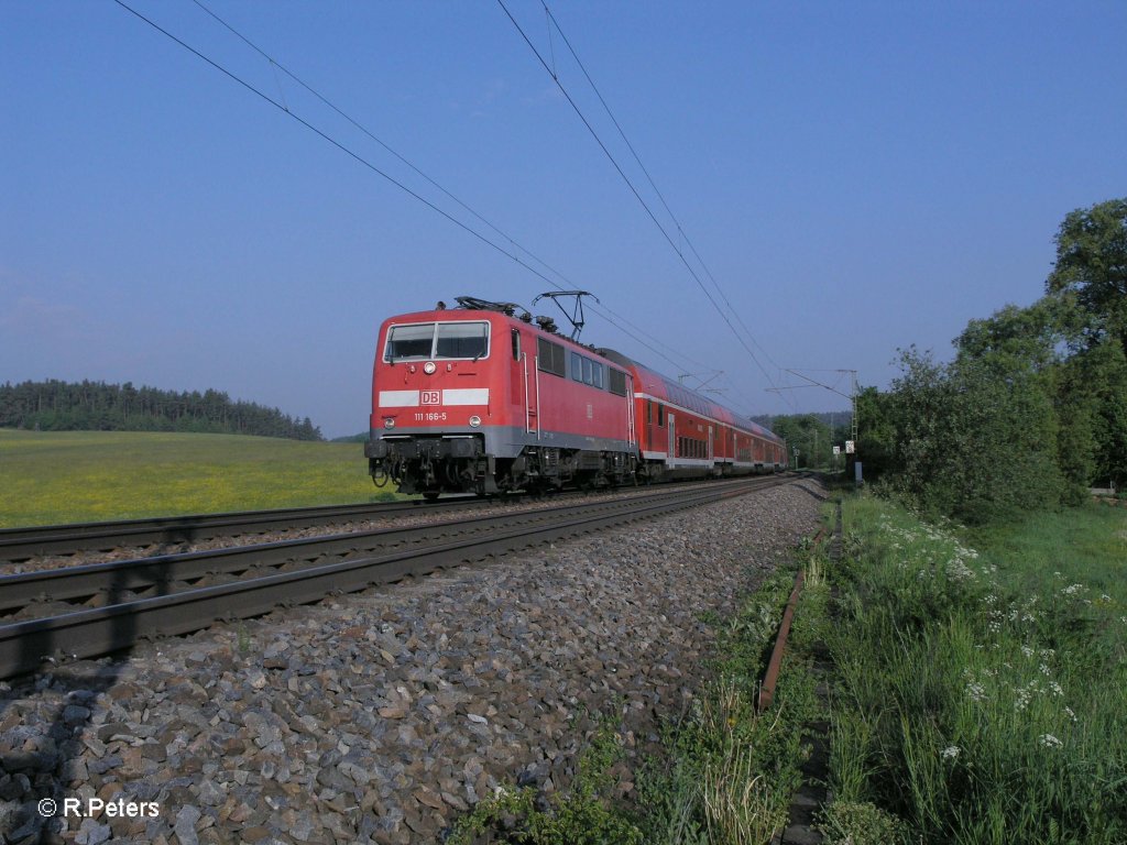 111 166-5 mit RE4255 Treuchtlingen - Mnchen bei Plling. 13.05.11
