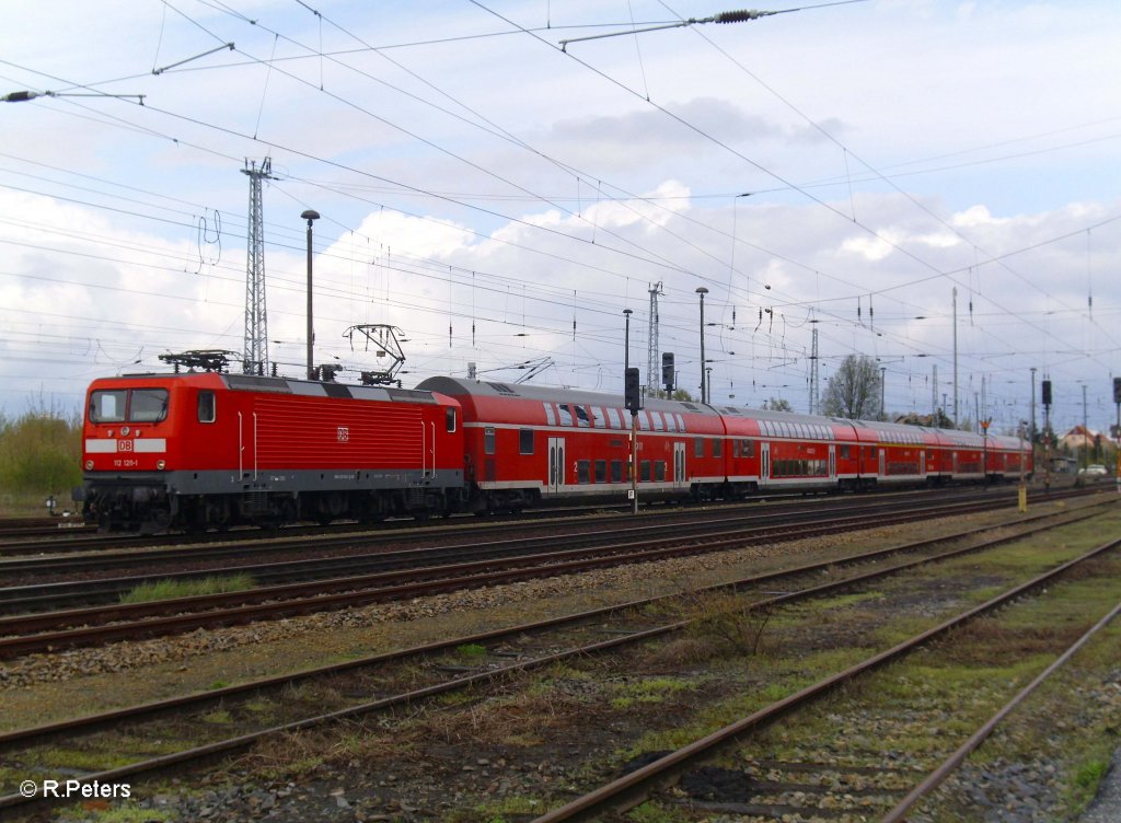 112 120-1 hat Eisenhttenstadt mit dem RE1 erreicht. 21.04.10