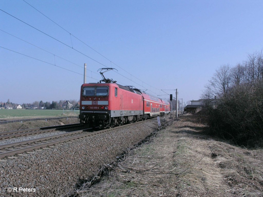143 610-4 schiebt die RB 26412 Weienfels - Leipzig HBF bei Miltitz. 29.03.11
