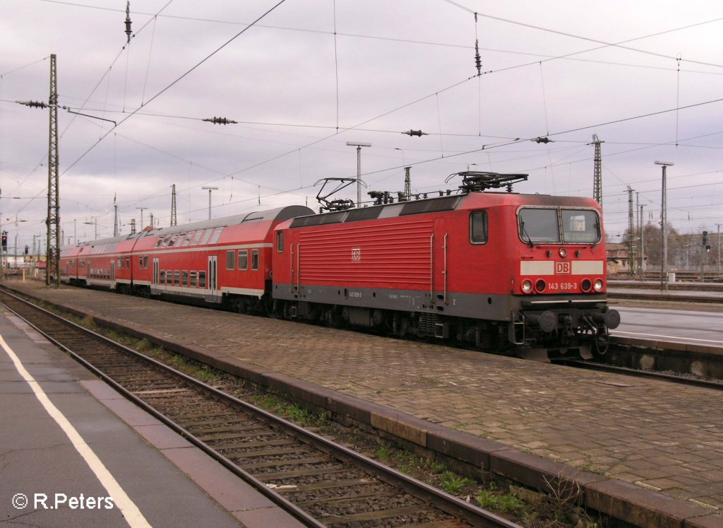 143 639-3 verlsst Leipzig HBF nach Halle. 16.03.08