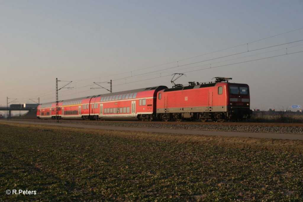 143 658-3 mit der S10 nach Leipzig HBF bei Schkeuditz West 04.03.11