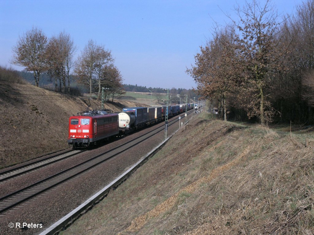 151 062-7 mit Paneuropa/Terratrans bei Fahlbach. 24.03.11