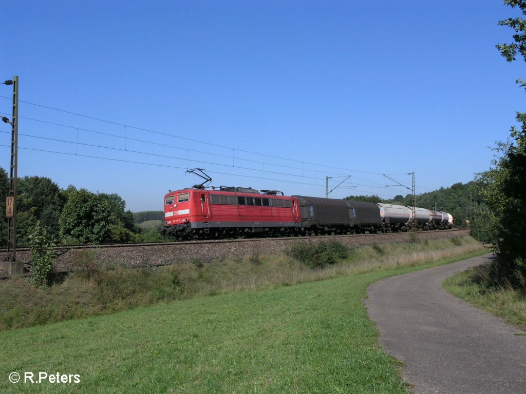 151 114-6 zieht bei Edlhausen ein gemischten Gterzug durch die Kurve. 09.09.08