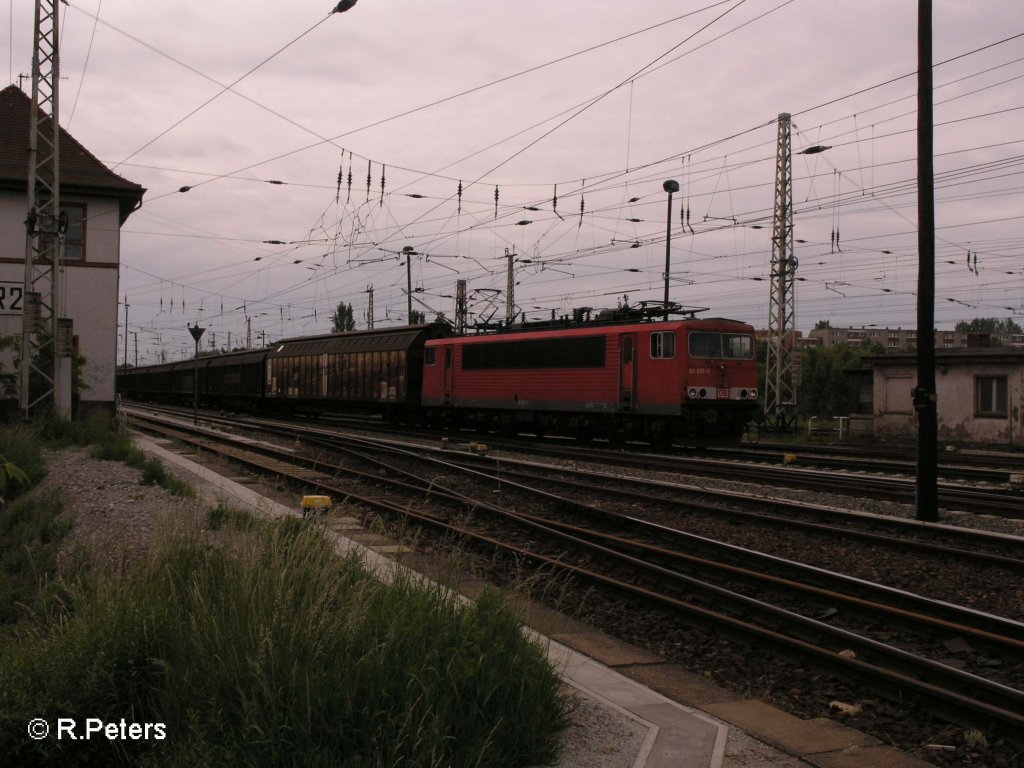 155 037-5 erreicht Frankfurt/Oder mit ein Motorenzug aus Polen. 22.05.08