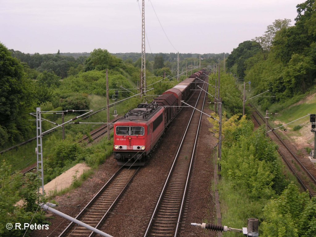155 228-0 fhrt in Frankfurt/Oder mit ein Coiltransportzug ein. 22.05.08