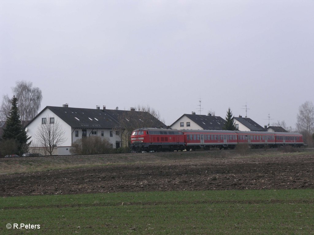 218 467-9 fhrt in Memmingen mit einer RB aus Ulm aus. 04.04.09