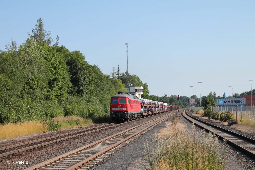 232 384-0 mit dem umgeleiteten 51683 Zwickau - Nrnberg bei der durchfahrt in Wiesau. 19.07.13