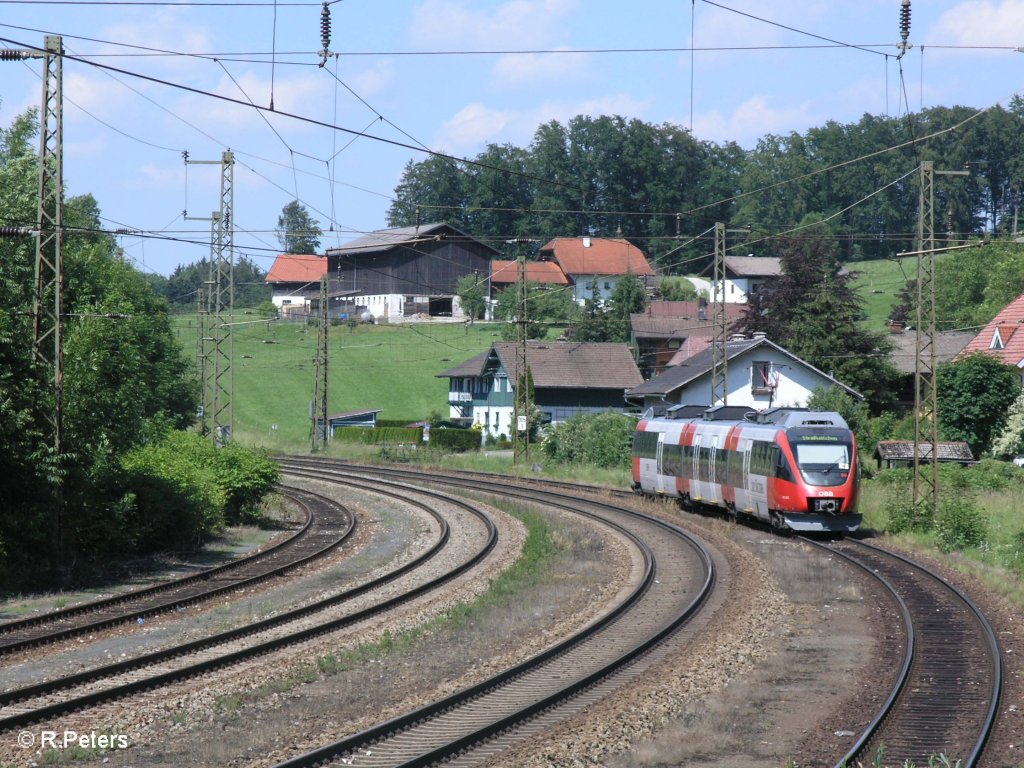 4023 001-3 verlsst Hellwang-Elixhausen mit der S2 Strawaldchen. 13.06.09