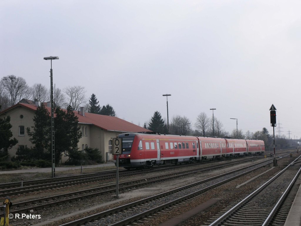 612 079-4 erreicht Buchloe mit ein RE Nrnberg. 04.04.09