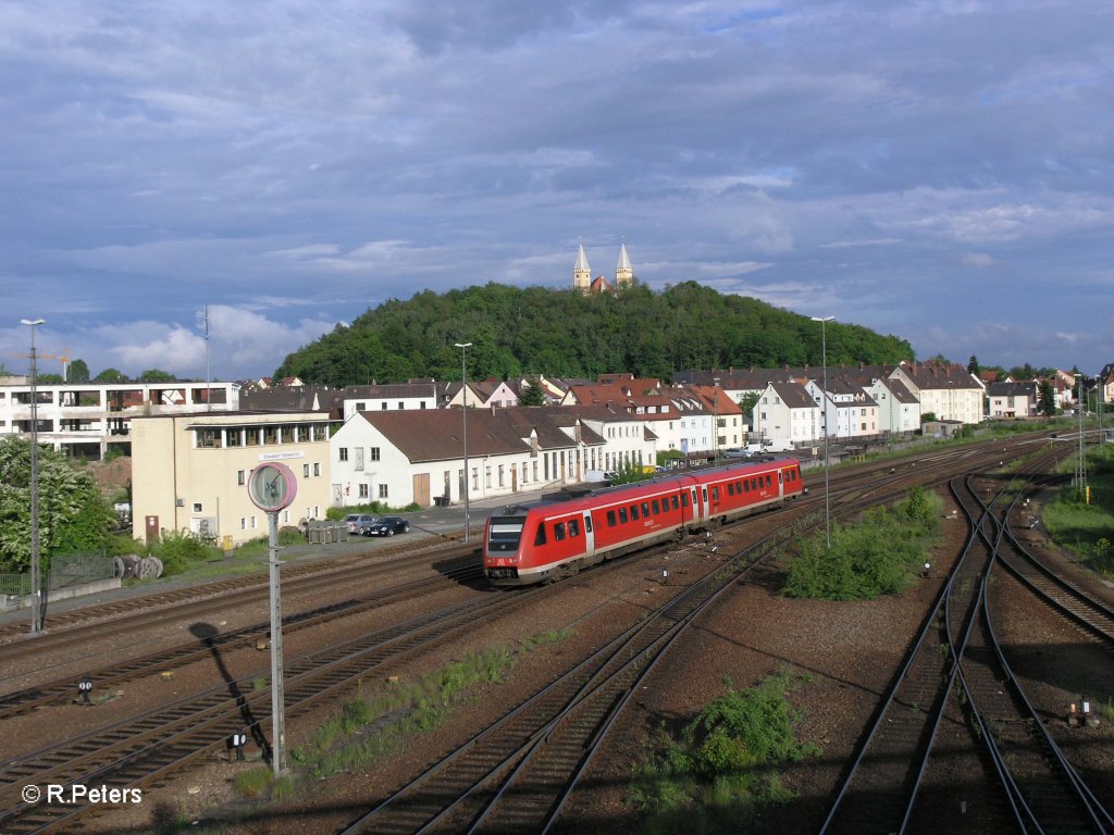 612 083 verliess Schwandorf mit RE nach Regensburg. 26.05.10