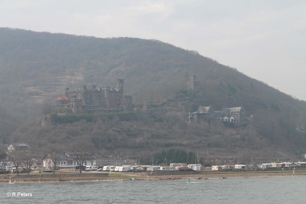 Die Burg Rheinstein bei Trechtlinghausen auf der Linken Rheinseite. 08.03.13