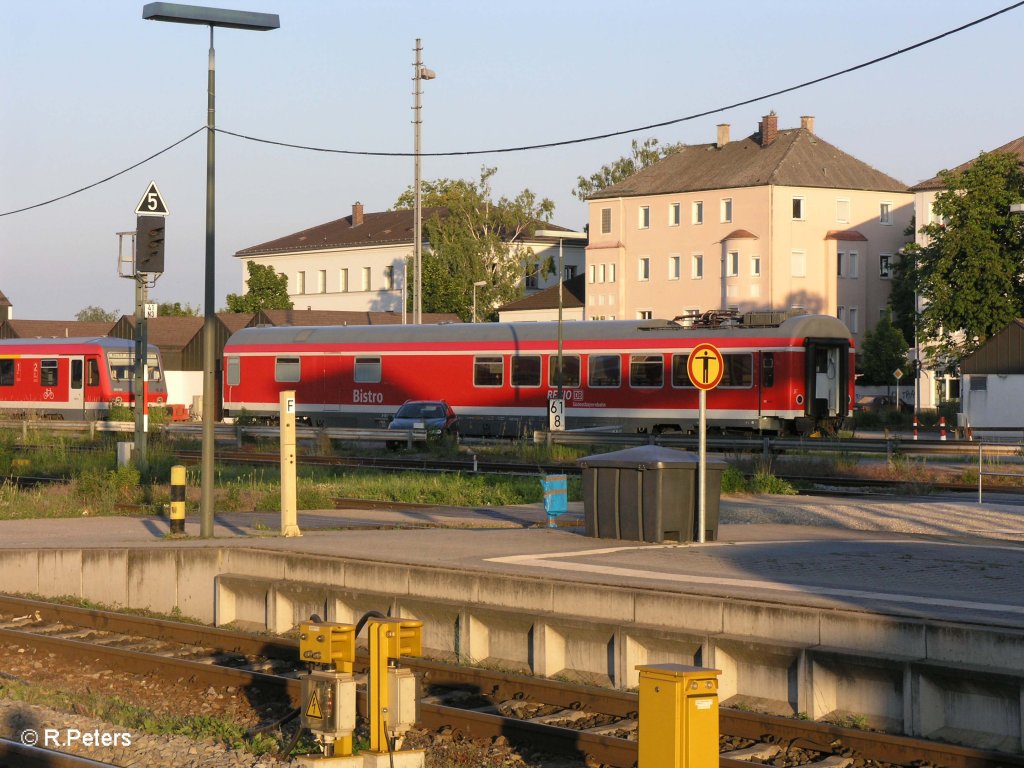 Ein Speisewagen der DB Regio in Mhldorf. 13.06.09