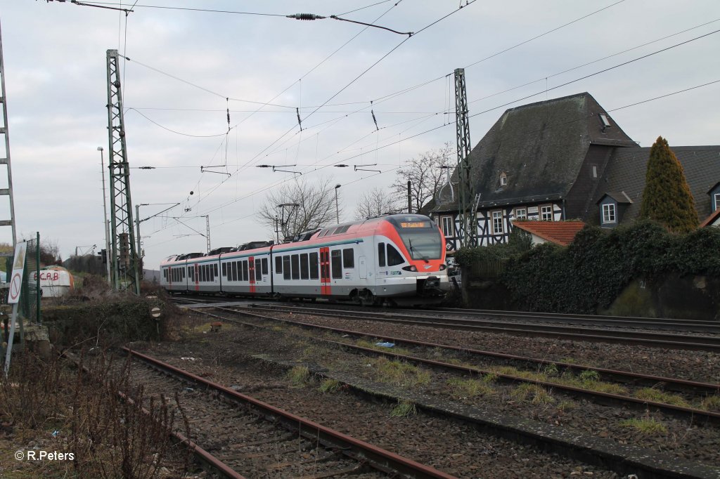 Nachschuss von 409 + 406 als SE25016 Neuwied - Frankfurt/Main in Hattenheim am Rhein. 18.12.12
