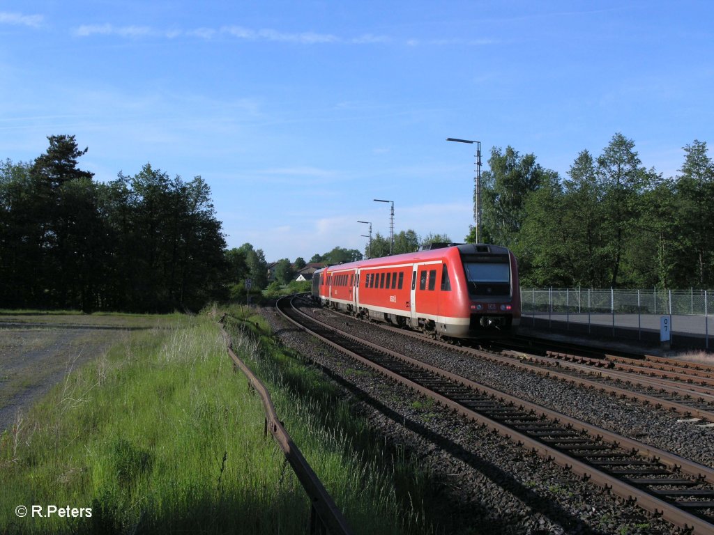 Nachschuss von 612 614 als RE Gera in Wiesau. 05.06.10