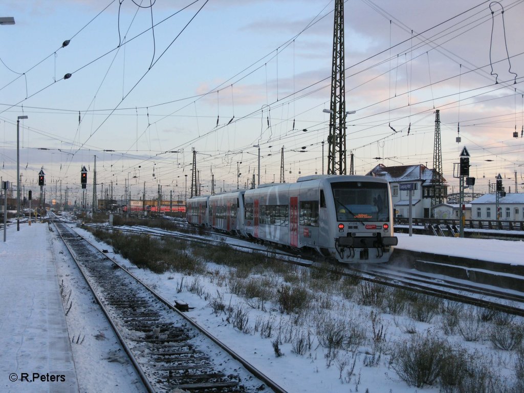 Nachschuss von VT16 + VT005 + VTxxx mit der MRB 54 87478 Delitsch unterer Bahnhof in Leipzig HBF. 21.12.09
 