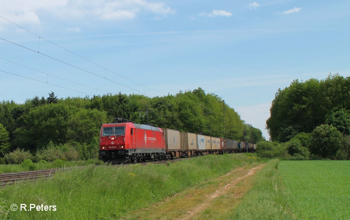 185 595-6 zieht ein Containerzug bei der Netztrennstelle Mainz/Bischofsheim. 15.05.15 