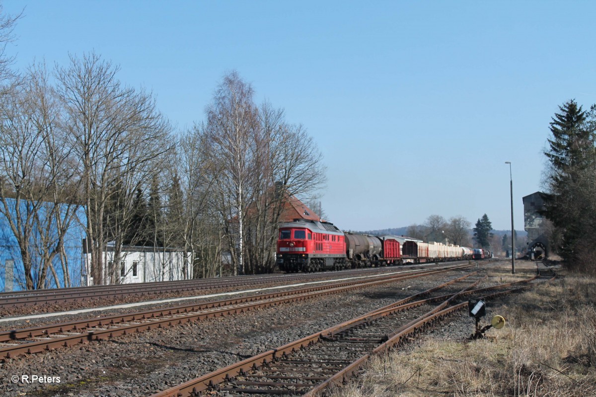 232 330-1 mit dem Frankenwald-Umleiter 51722 Nrnberg - Leipzig Engelsdorf in Pechbrunn. 17.03.16