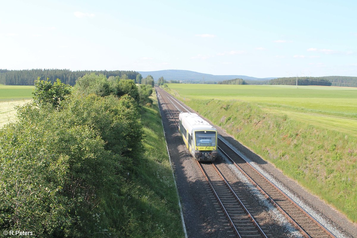 VT650 712 als ag84360 Bad Steben - Bayreuth bei Neudes. 23.06.20