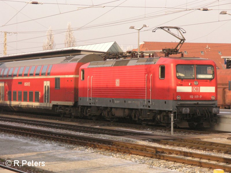 112 117 steht mit RE1 Magdeburg HBF in Frankfurt/Oder zur abfahrt bereit. 22.12.07