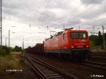 Arcelor 143 001 f�hrt in Eisenh�ttenstadt mit ein Kokszug durch. 11.06.08