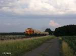 Lok 65 mit Gaskesselzug bei Oberteich(Bayern) am 16.07.10