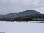 BR 1063 1063 049 �berf�hrt ein gedeckten G�terwagen nach Kufstein. 18.02.10
