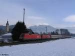 BR 1116 1116 170-0 und eine Schwestermaschine ziehen bei Niederaudorf ein OEC nach Wien.18.02.10
