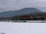 BR 1144 1144 263 zieht kurz vor Kufstein einen gemischten G�terzug. 18.02.10