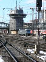 BR 127 ES64 F 001 Eurosprinter steht in M�nchen HBF bereit. 21.02.10