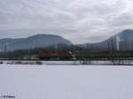 BR 182 182 017 zieht einen Terratrans+Panneuropa Ganzzug bei Kufstein in Richtung Deutschland. 18.02.10