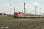 BR 111/30854/111-216-8-schiebt-eine-rb-plattling 111 216-8 schiebt eine Rb Plattling an Regensburg Ost vorbei. 13.09.07