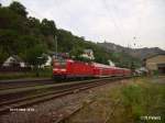 143 661-7 erreicht Bacharach mit einem RE Koblenz HBF.