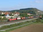 151 029-6 zieht ein Wechselpritschen Zug von Wayend durch Retzbach-Zellingen.27.09.08
