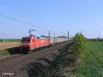 152 042-8 mit Hellmann-Zug bei Altegolsheim. 21.04.11