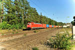 BR 152/828115/152-050-1-mit-containerzug-in-ochenbruck 152 050-1 mit Containerzug in Ochenbruck. 15.09.23