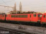 BR 155/32940/155-161-3-is-eingekeilt-zwischen-andere 155 161-3 is eingekeilt zwischen andere Loks in Frankfurt/Oder 22.12.07