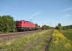ebm-cargo-eisenbahnbetriebsgesellschaft-mittelreihn/735499/140-003-5-zieht-ein-langschienenzug-bei 140 003-5 zieht ein Langschienenzug bei Thüngersheim. 02.06.21