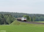HVLE/506602/285-102-0-zieht-bei-neudes-einen 285 102-0 zieht bei Neudes einen Kesselzug aus Ingolstadt nach Stendal durch die Kurve. 28.05.16
