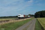 nordic-rail/511080/223-143-zieht-bei-oberteich-den 223 143 zieht bei Oberteich den Wiesau Containerzug nach Hamburg. 07.07.16