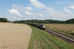 TX - Logistik/360869/es64-u2-099-zieht-ein-bmw-zug ES64 U2-099 zieht ein BMW Zug nach Regensburg bei Dettenhofen. 23.07.14