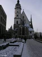 Links und Rechts der Strecke Die Thomaskirche in Leipzig