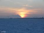 Links und Rechts der Strecke Winterlicher Sonnenuntergang bei Schkeuditz West 23.012.09