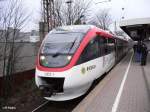 Regio Bahn 1003-1 wartet als S28 Mettmann-Stadtwald in D�sseldorf-V�lklingerstrasse auf die weiterfahrt. 06.01.2006