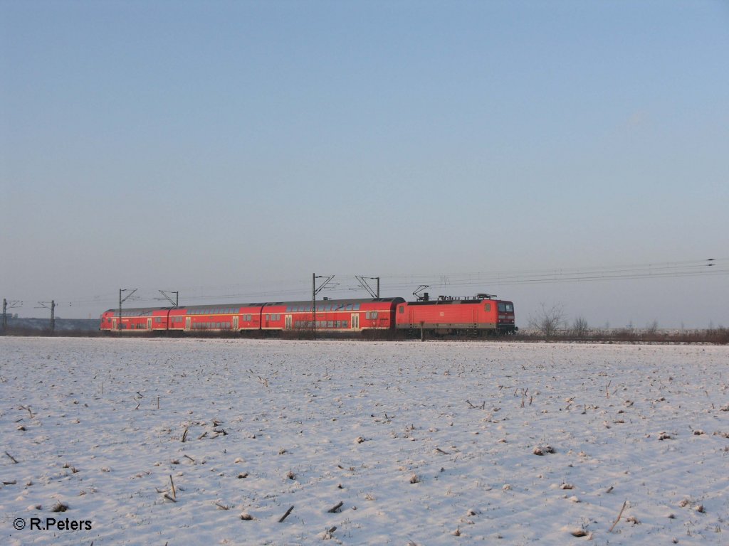 143 658-3 erreicht gleich Schkeuditz West mit der S10 Leipzig HBf. 23.12.09