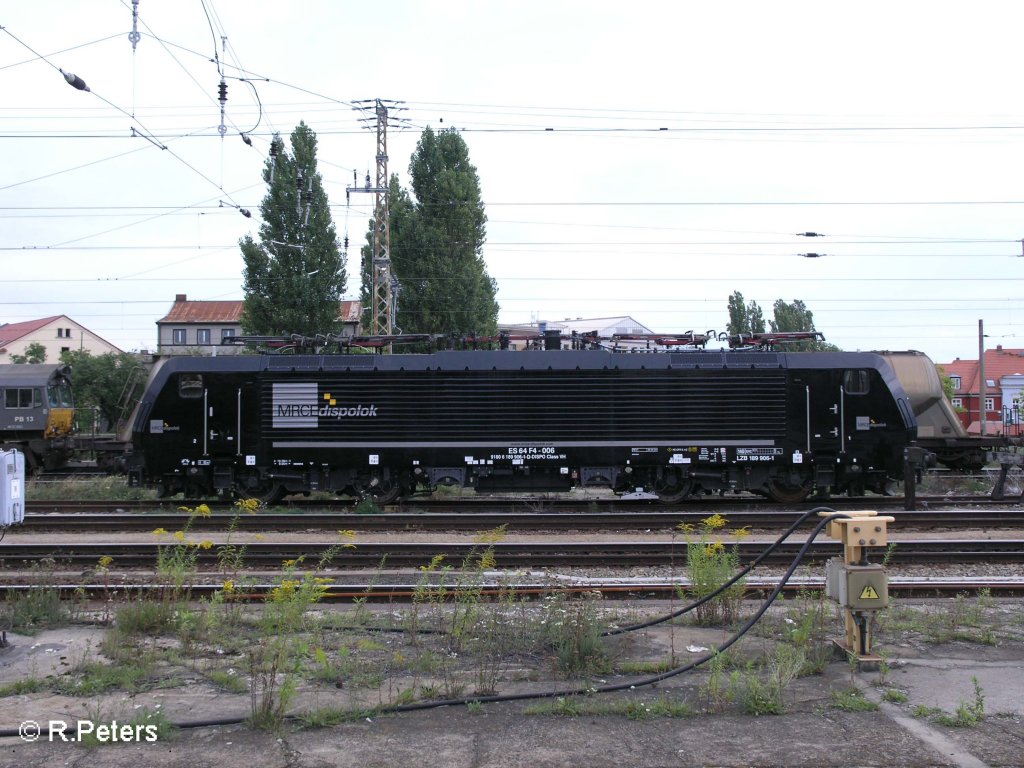 Komplette Seitenansicht von E189 906 in Frankfurt/Oder. 19.08.08