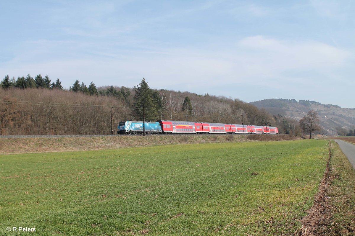 146 246-4 mit dem RE 4612 Bamberg - Frankfurt/Main bei Harbach. 16.03.17