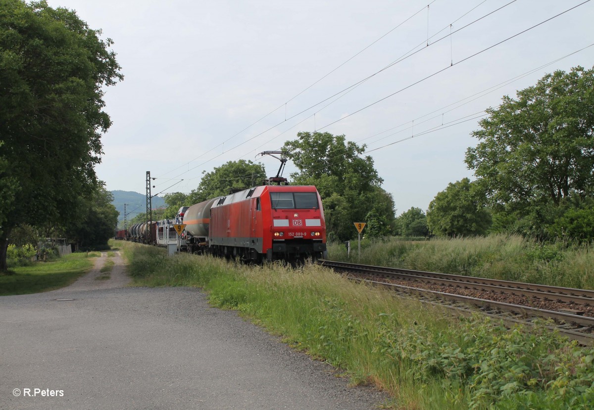 152 089-9 hat Weinheim (Bergstrasse) mit einem gemischten Gterzug verlassen. 28.05.15