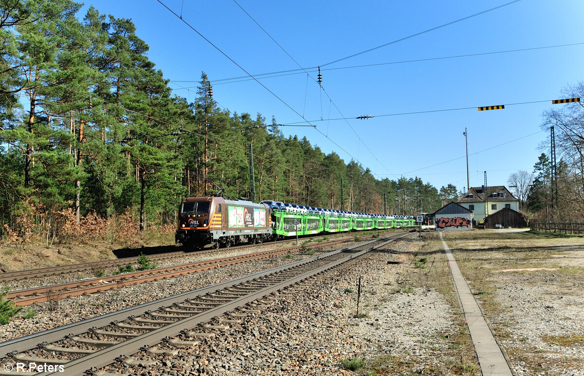 187 537  Gebt den Kindern das Kommando  mit dem Hödlmayer Mercedes Autotransportzug in Ochenbruck. 09.03.24