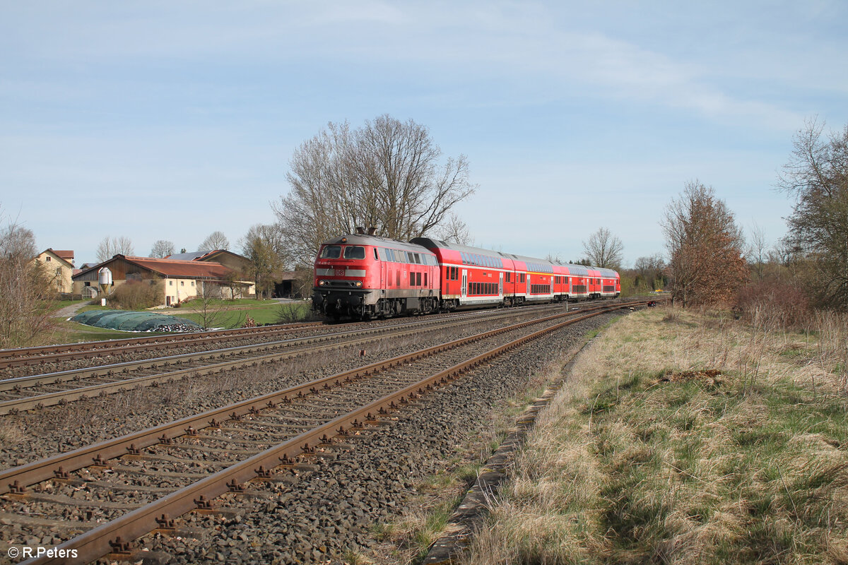 218 418-2 mit dem RE2 4859 Hof - München bei Schönfeld. 26.03.24