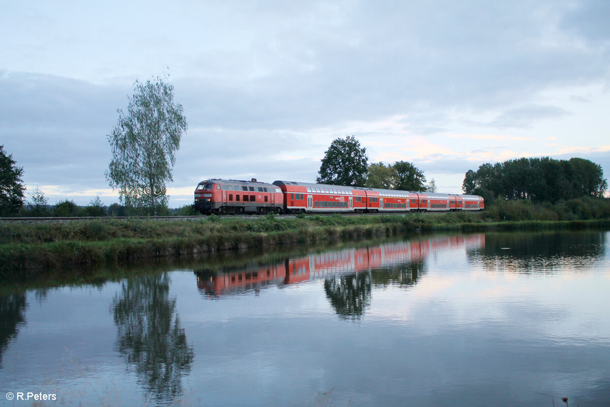 218 423-2 zieht sdlich von Wiesau/Oberpfalz den RE2 RE4857 Hof - Mnchen. 15.09.24